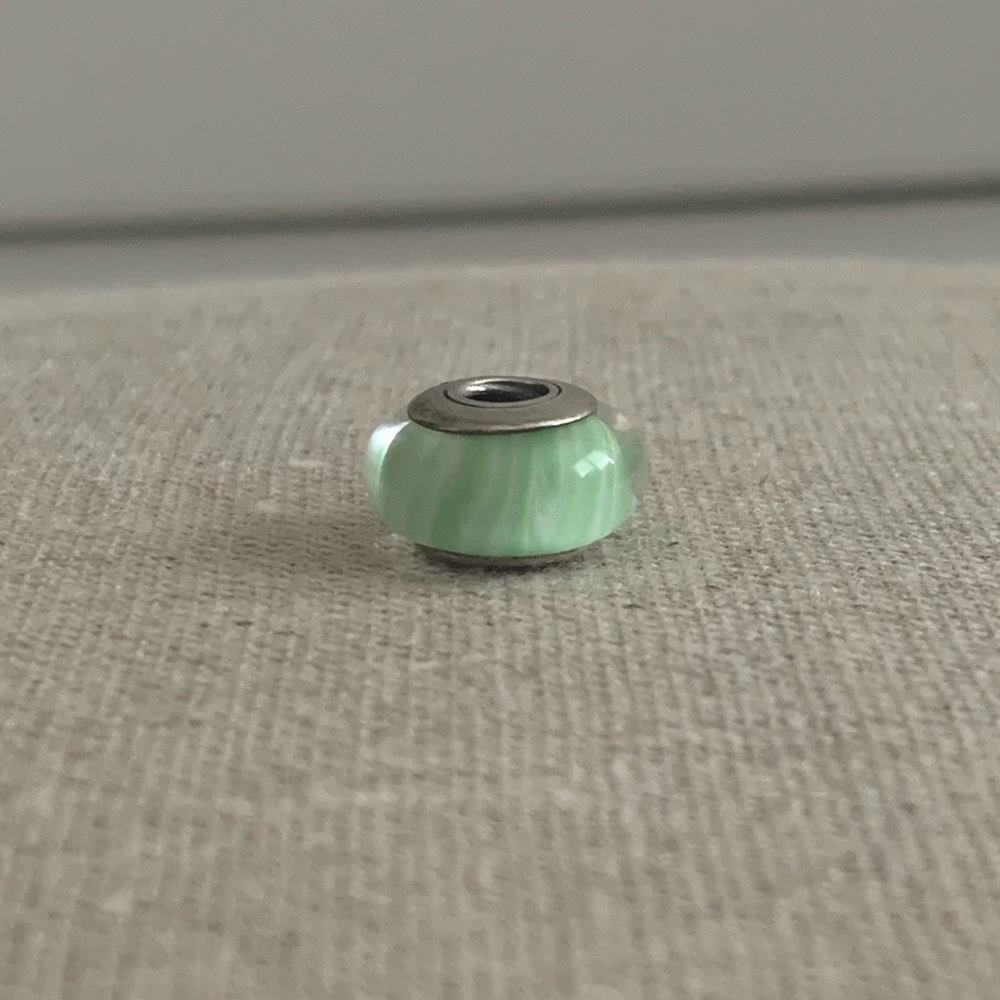 RETIRED Authentic Pandora Green Candy Stripe Murano Charm - Picture 7 of 11